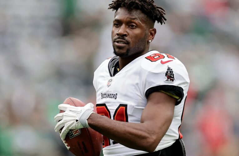 Antonio Brown detained after gunshots outside Adin Ross' boxing event