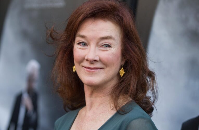 Valerie Mahaffey, actress in "Desperate Housewives" and "Northern Exposure," dies at 71