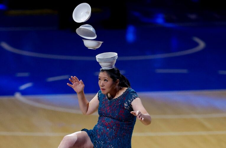 Popular unicycle performer injured in fall at Fever-Lynx game
