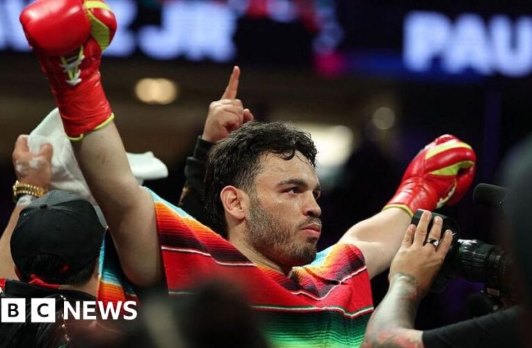 Boxer Julio Cesar Chavez Jr arrested by US immigration