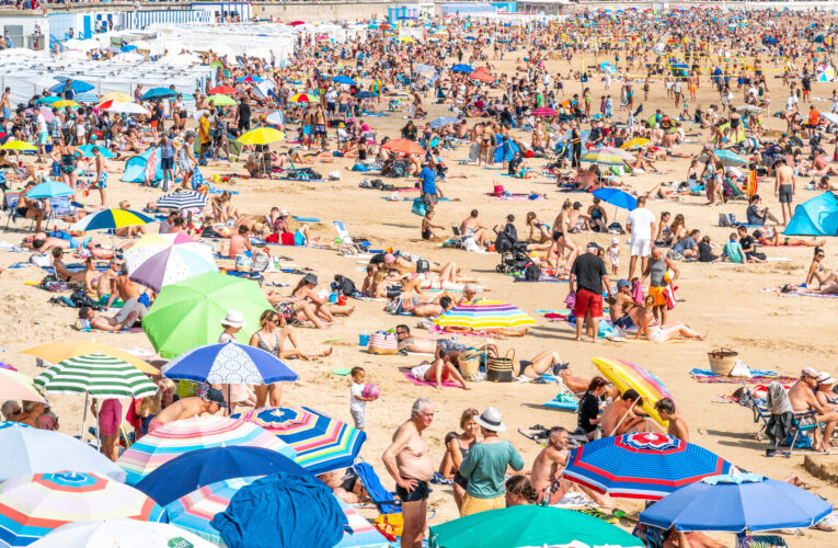 A French Beach Town’s Plea to Tourists: Keep Your Clothes On