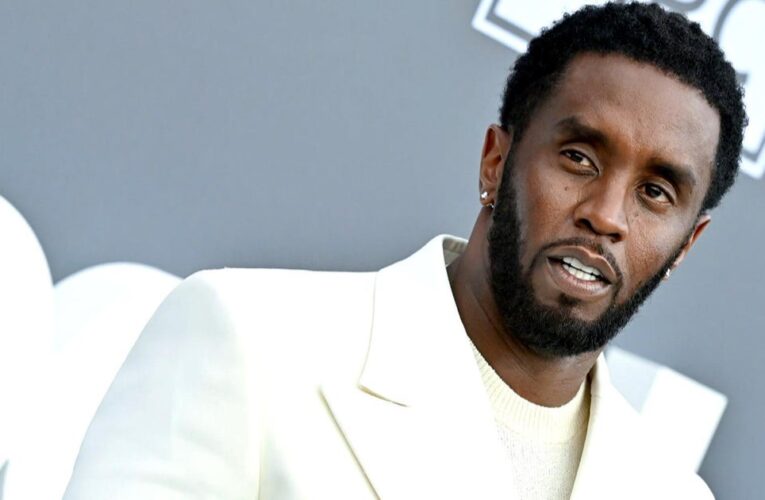 Prosecutors seeking long prison term for Sean "Diddy" Combs and opposing bail