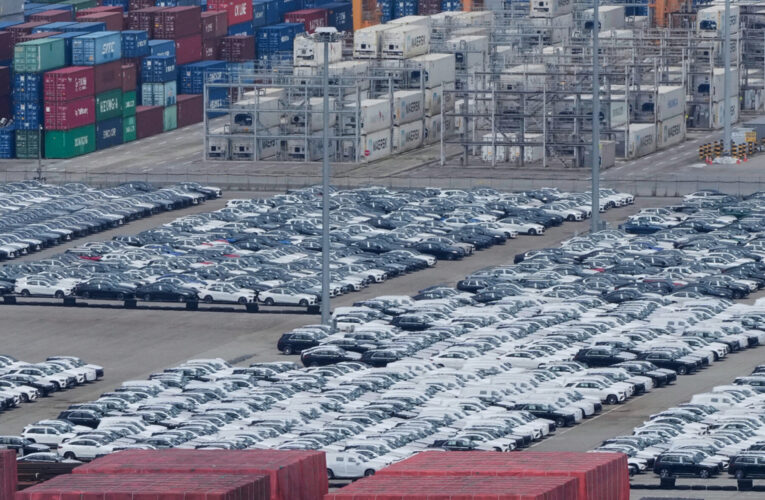 Live Updates: Markets Drop After Trump Announces New Tariffs on Dozens of Nations