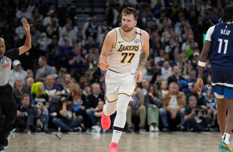 Luka Doncic signs extension with Los Angeles Lakers
