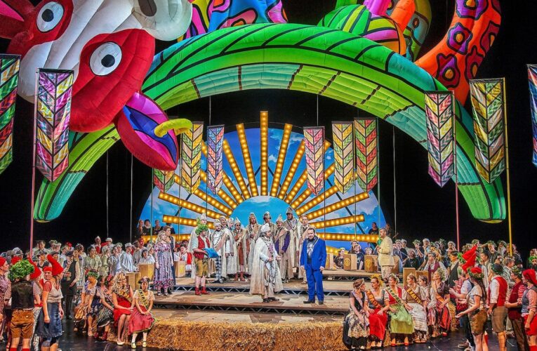 Bayreuth's 2025 production of Wagner's 'Meistersinger' features a Technicolor look — and a twist
