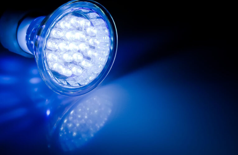 A Zap of Blue Light Shows Promise Against Food and Sweat Stains