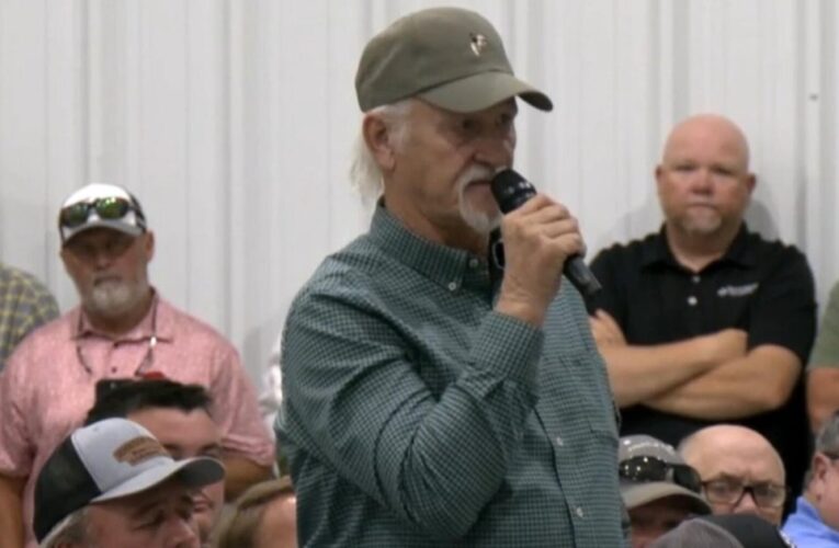 Soybean farmers face steep losses: "I'm in the worst shape right now"