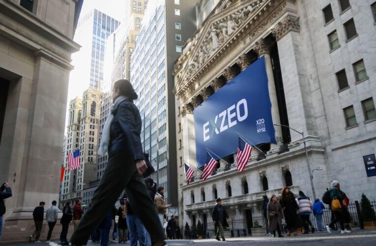 S&P 500 closes near record high on Friday